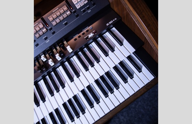 Used Roland AT-800 Organ All Inclusive Top Grade Package (SN:ZX50397) - Image 9